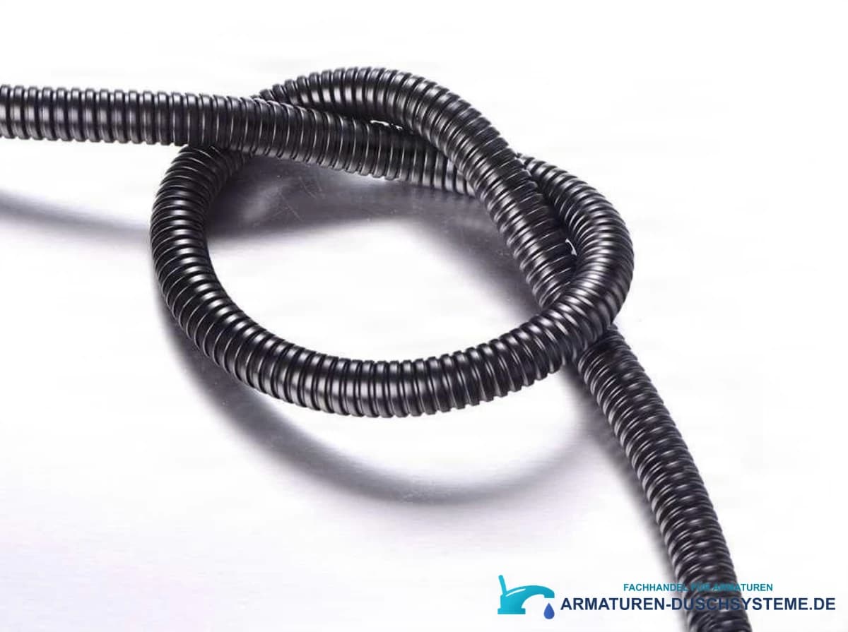 Schwarzer Brauseschlauch EYN BH1725 – flexible, gerippte Oberfläche